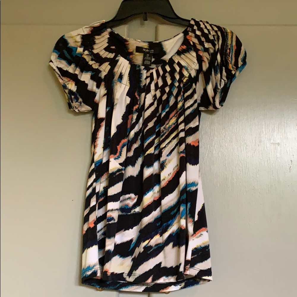 🛍 2 for $20 NWT Style&Co Petite Short Sleeve Top